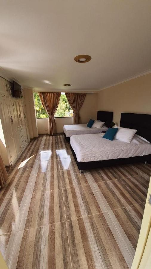 Hotel Casa Confort Санта Роса де Кабал Екстериор снимка
