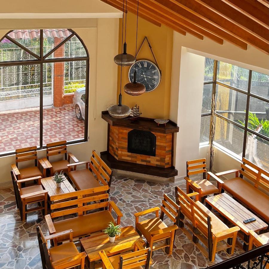 Hotel Casa Confort Санта Роса де Кабал Екстериор снимка