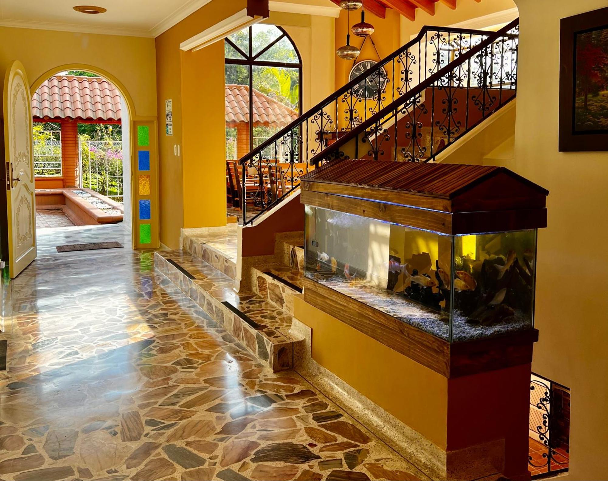 Hotel Casa Confort Санта Роса де Кабал Екстериор снимка